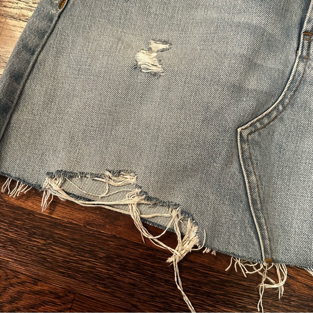 Frame Le High 'N' Tight Denim Mini Skirt | distressed jean skirt - Picture 4 of 11